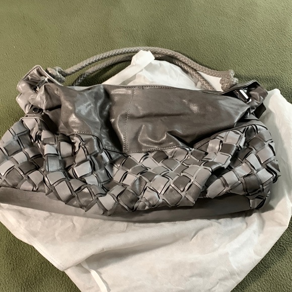 Laurel & Sunset Handbags - Laurel & Sunset two-tone grey purse